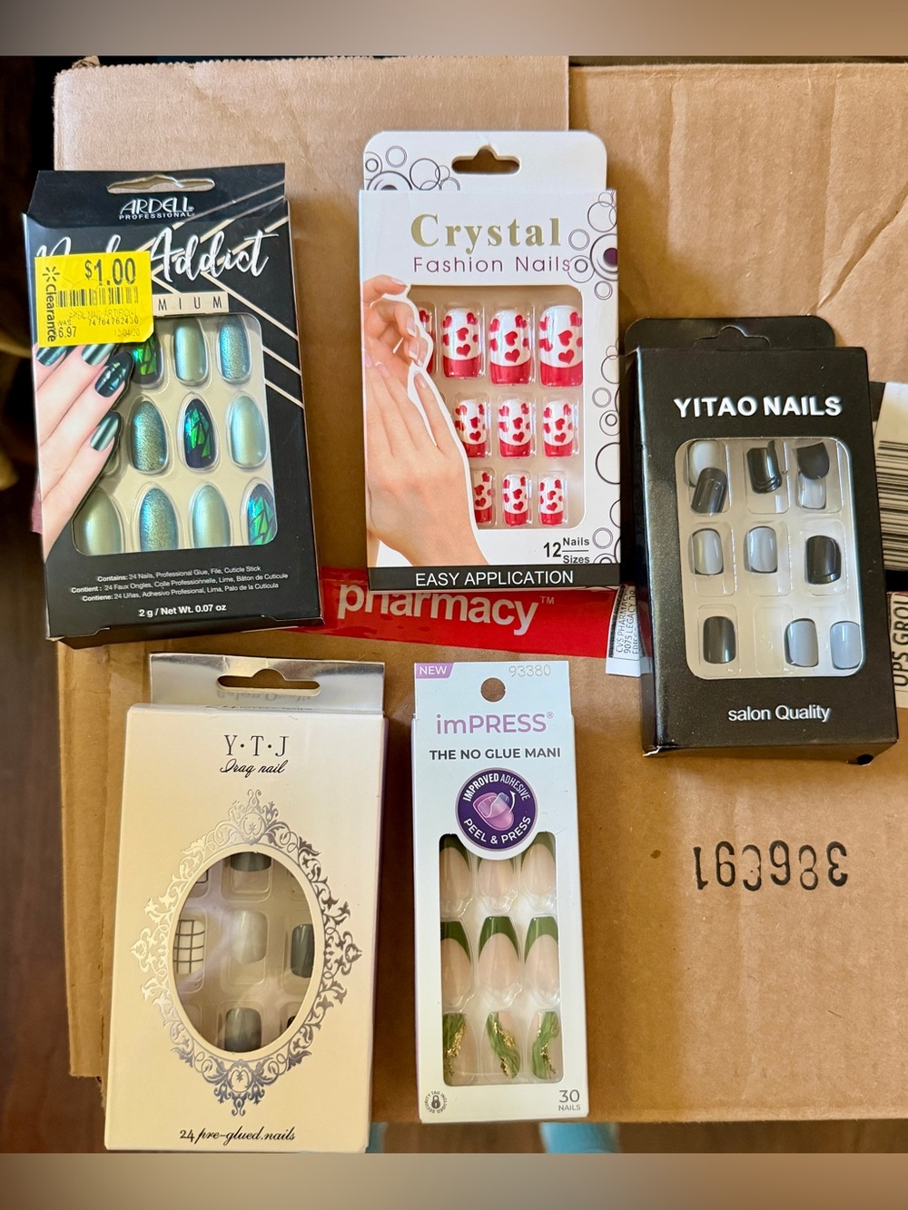 Bundle of Press On Nails